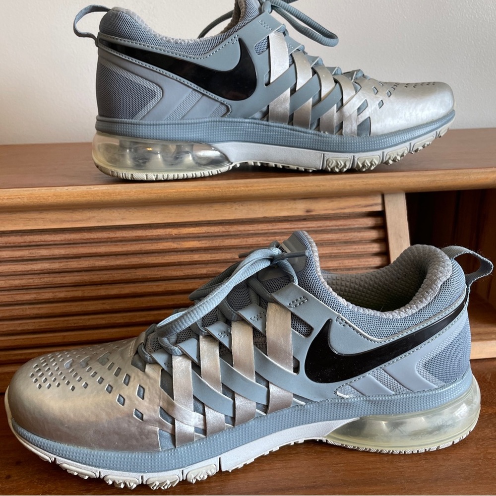 Size 9.5 - Nike Fingertrap Max Reflect Silver